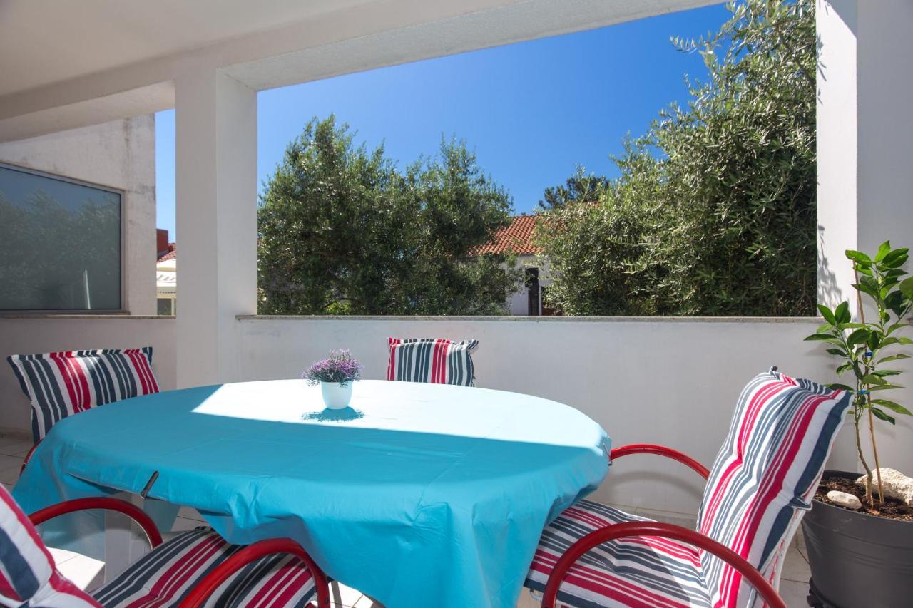 Ferienwohnung Adora Krk Town Exterior foto