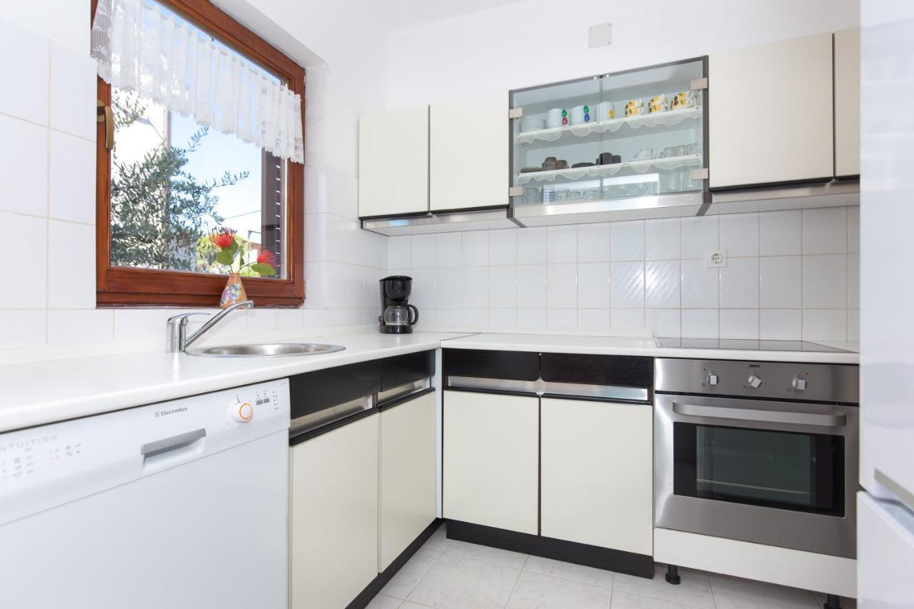 Ferienwohnung Adora Krk Town Exterior foto